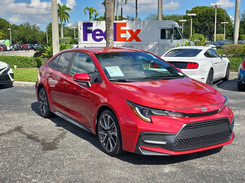 2021 Toyota Corolla SE photo 2