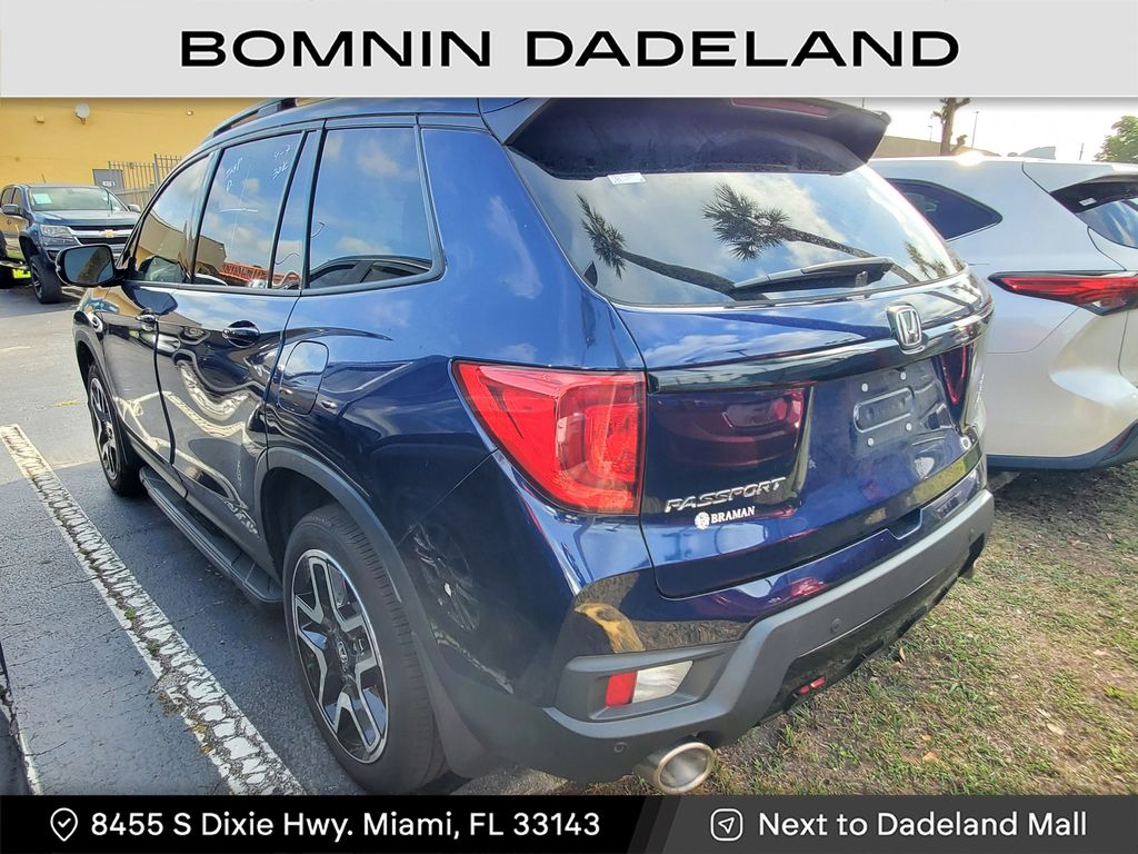 2023 Honda Passport Elite photo 3