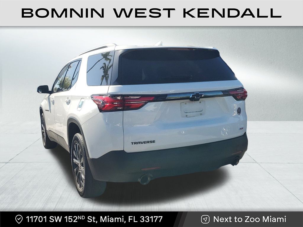 2022 Chevrolet Traverse RS photo 3