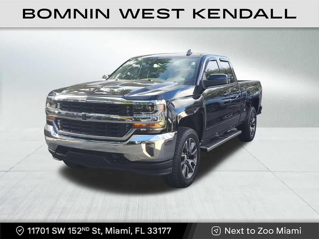 2017 Chevrolet Silverado 1500 LT photo 3