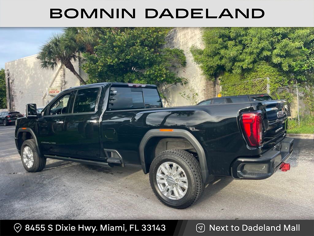 2022 Gmc Sierra 3500 HD Denali photo 3