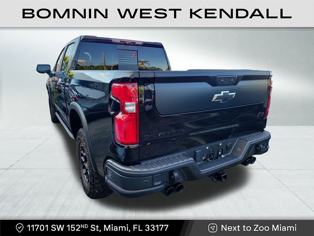 2024 Chevrolet Silverado 1500 ZR2 photo 3