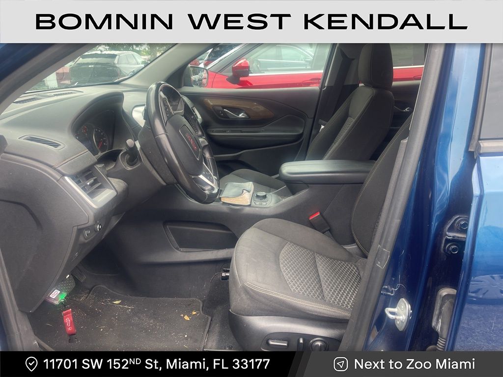 2020 Gmc Terrain SLE photo 3
