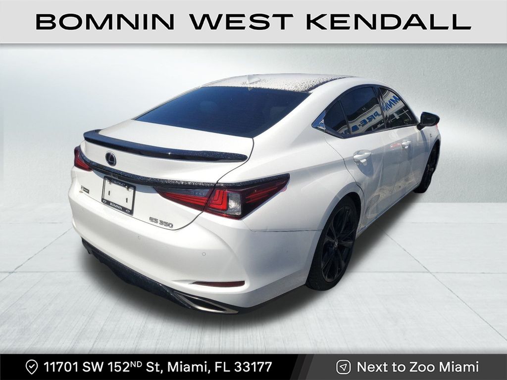 2021 Lexus ES 350 F SPORT photo 4