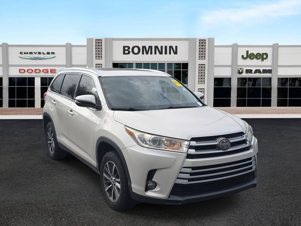 Used 2019 Toyota Highlander XLE SUV