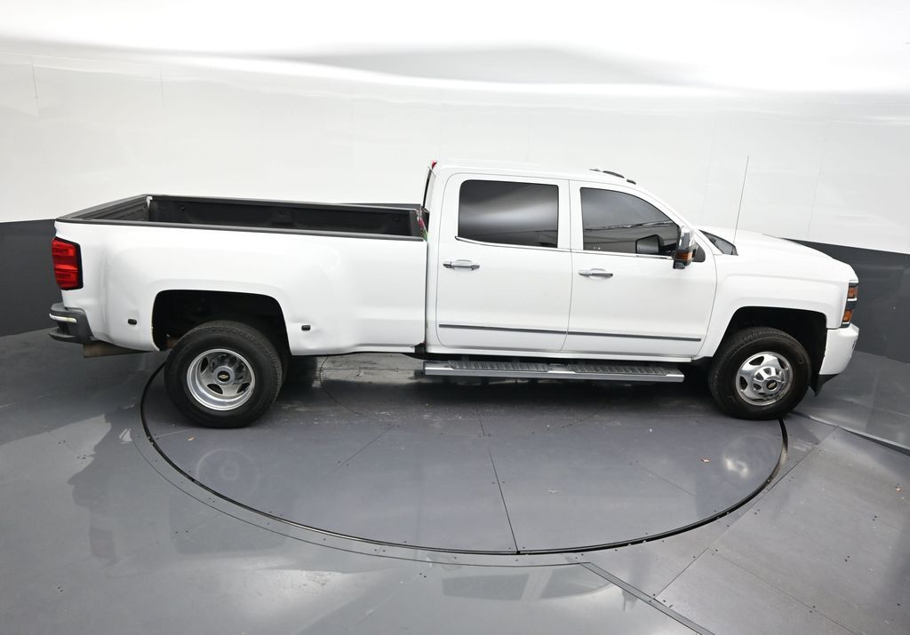 2019 Chevrolet Silverado 3500HD High Country - Photo 22