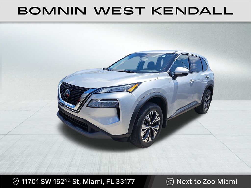 2021 Nissan Rogue SV photo 2