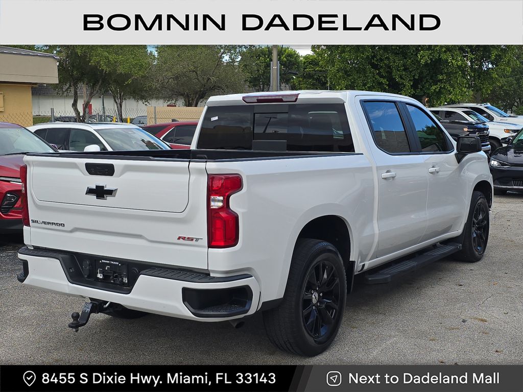 2022 Chevrolet Silverado 1500 RST photo 4