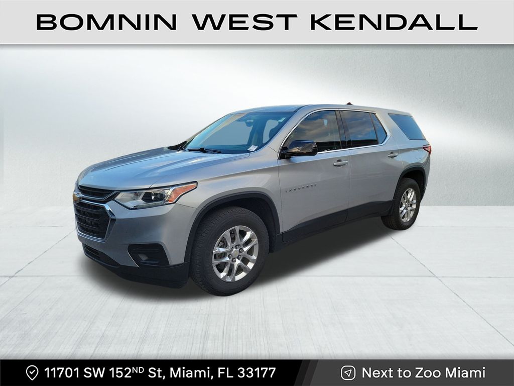 2019 Chevrolet Traverse LS photo 3