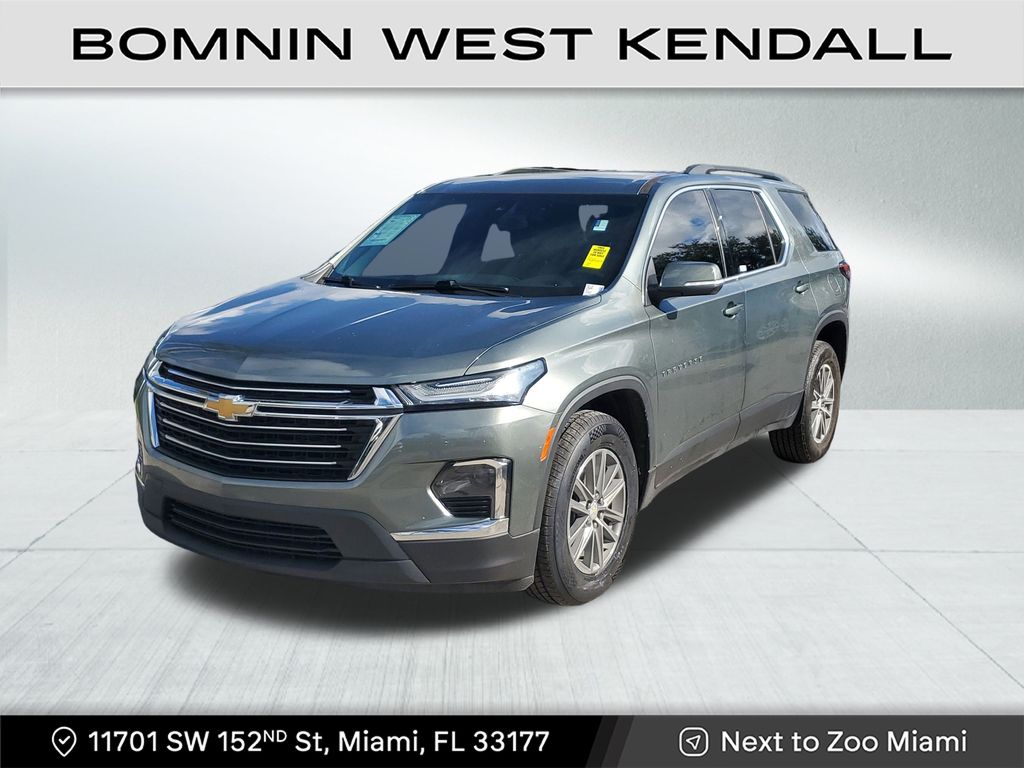 2022 Chevrolet Traverse Leather photo 3