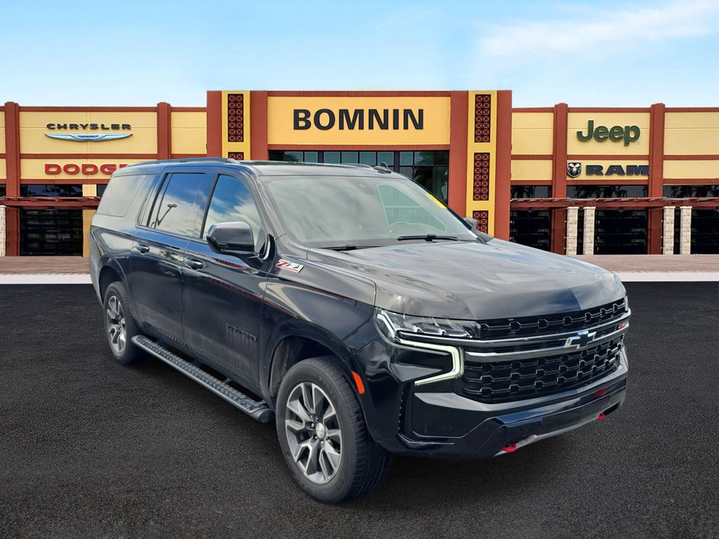 2021 Chevrolet Suburban Z71 photo 2