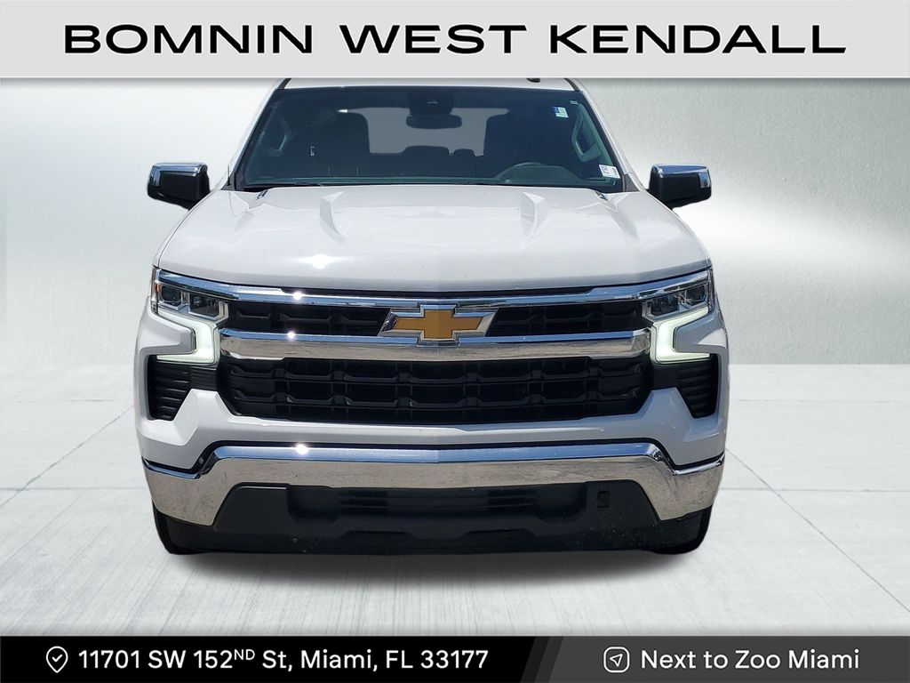 2023 Chevrolet Silverado 1500 LT photo 2