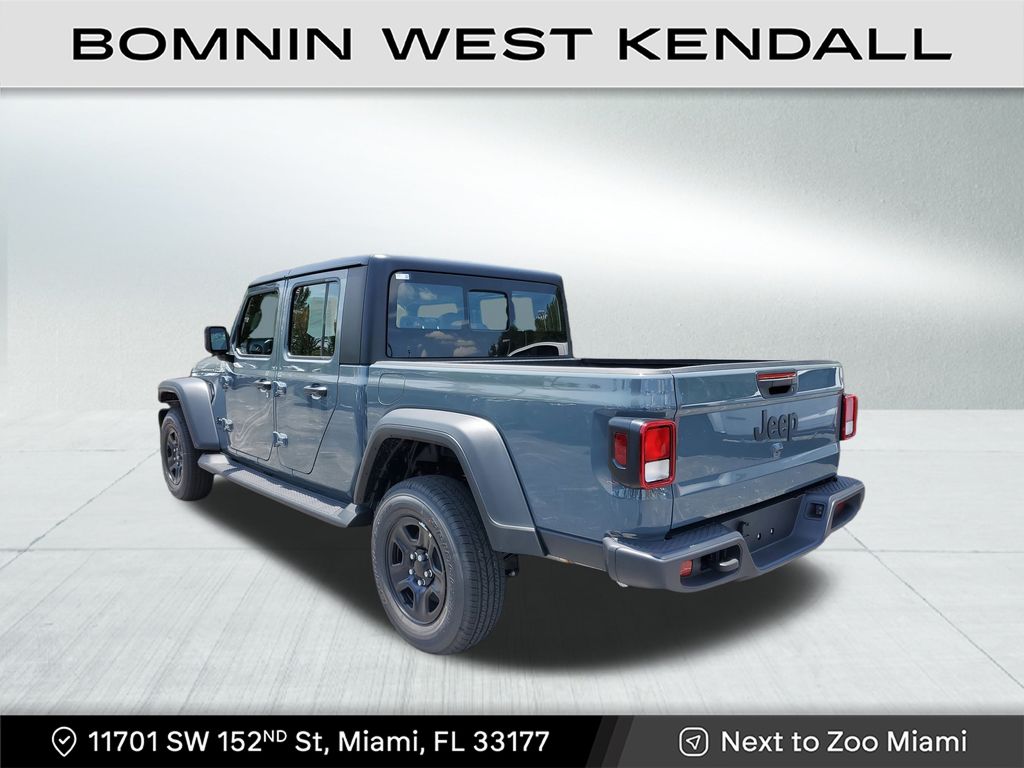 2025 Jeep Gladiator Sport photo 4