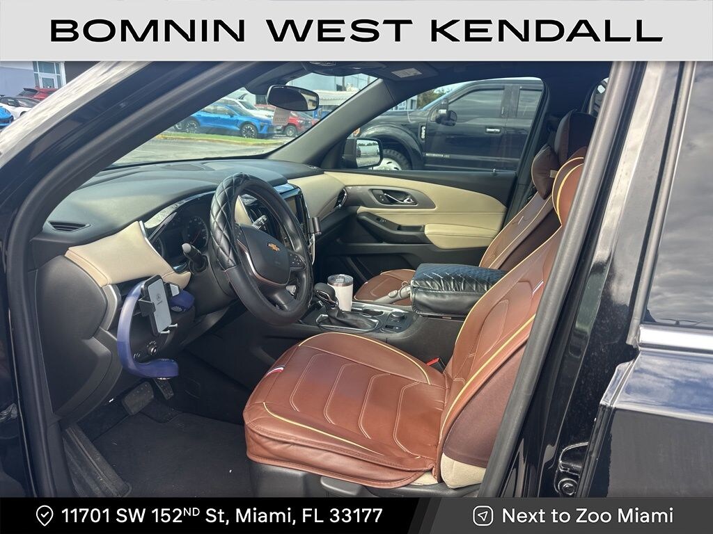 Used 2023 Chevrolet Traverse LS SUV