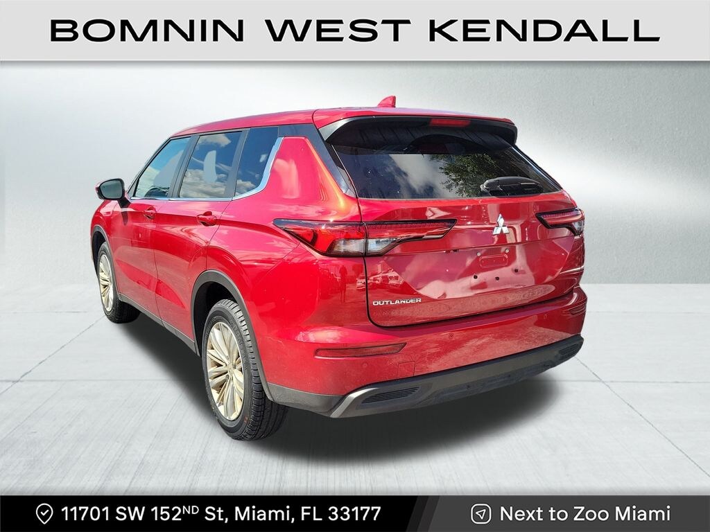 Used 2024 Mitsubishi Outlander ES SUV