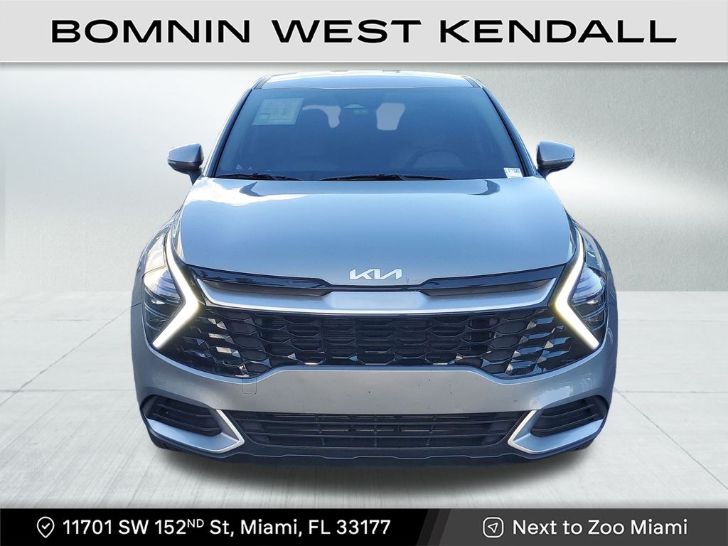 2024 Kia Sportage EX photo 2