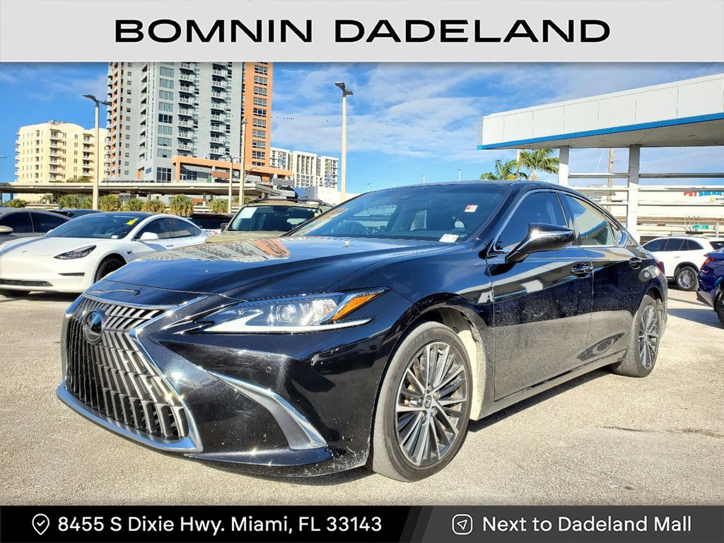2022 Lexus ES 350 photo 2