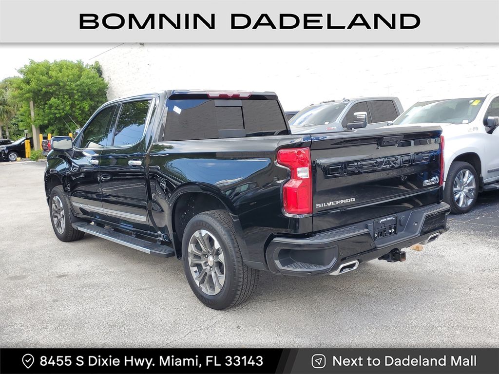 2024 Chevrolet Silverado 1500 High Country photo 3