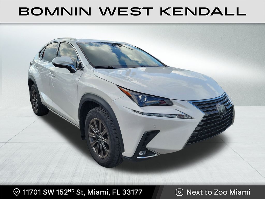 2020 Lexus NX 300 photo 2