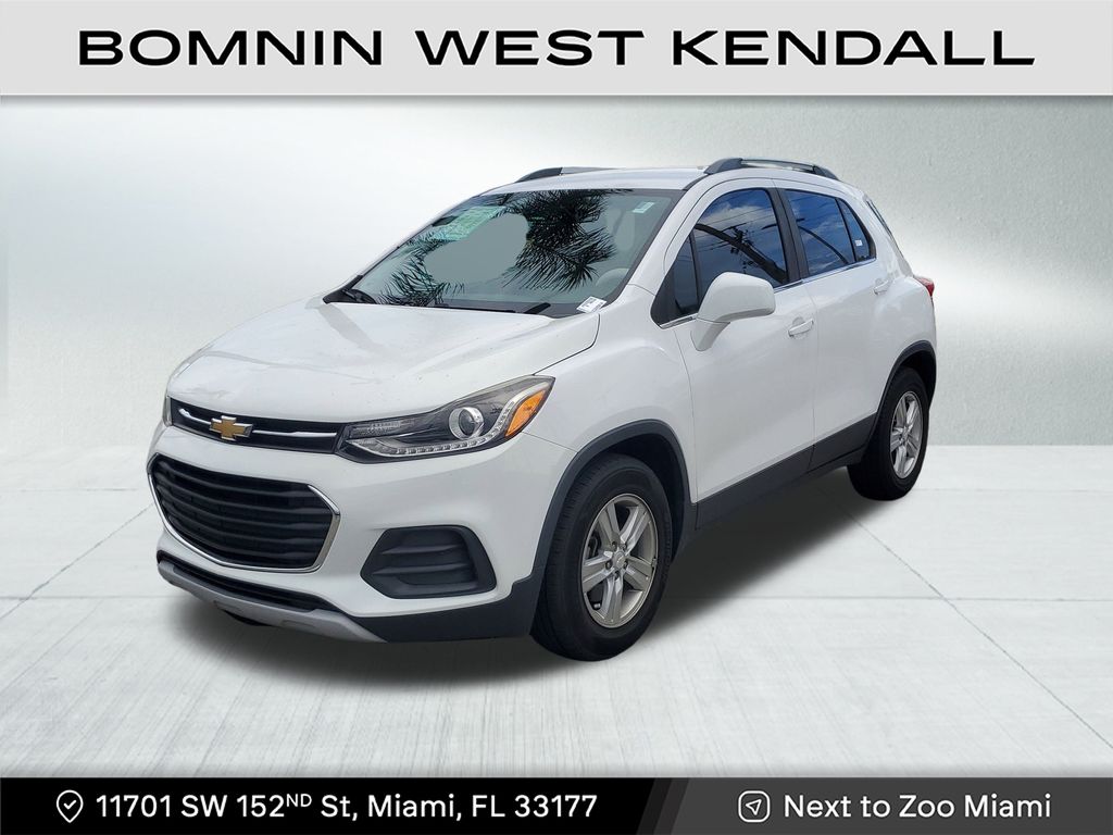 2020 Chevrolet Trax LT photo 3