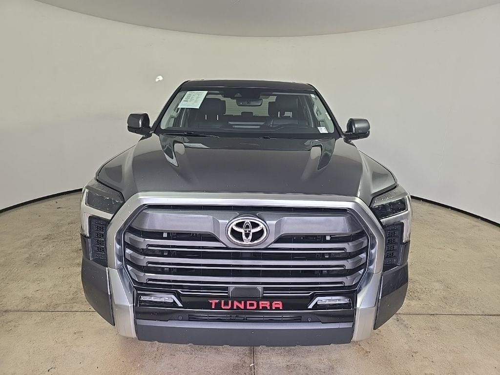 2023 Toyota Tundra Limited photo 3
