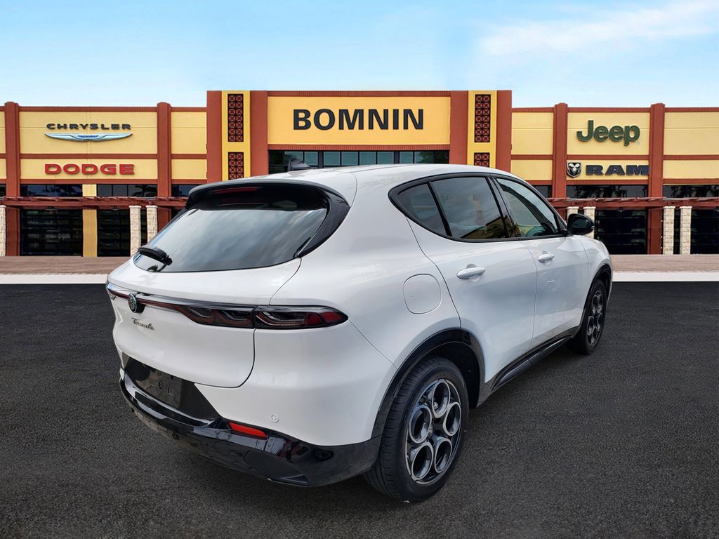 2025 Alfa Romeo Tonale BASE SPRINT photo 3