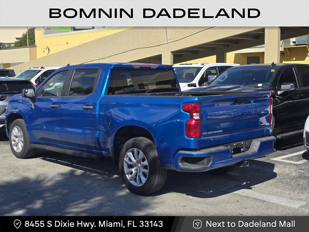 2022 Chevrolet Silverado 1500 Custom photo 3