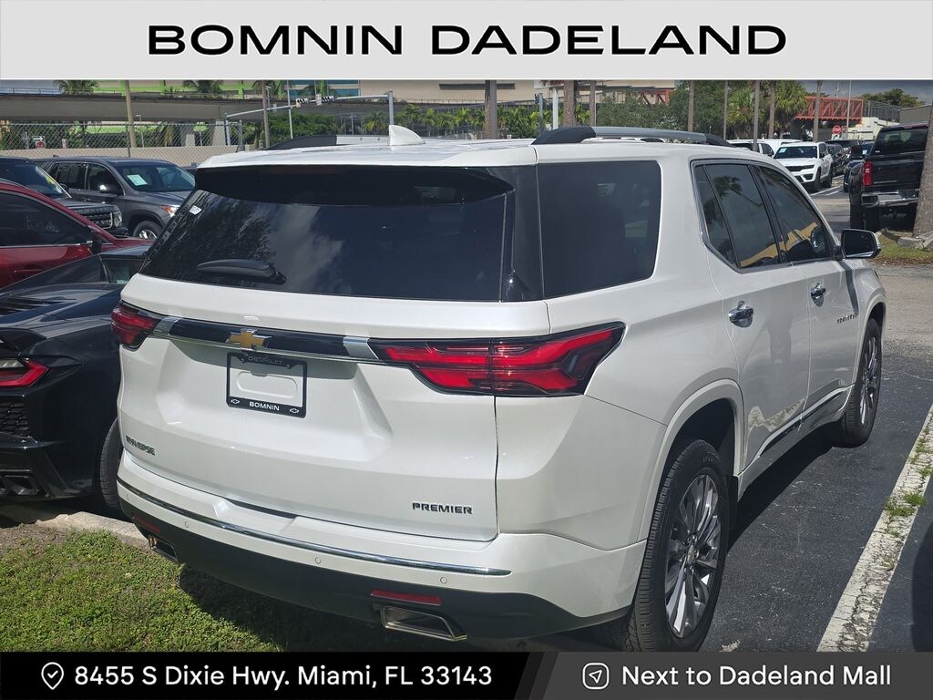 Used 2023 Chevrolet Traverse Premier SUV