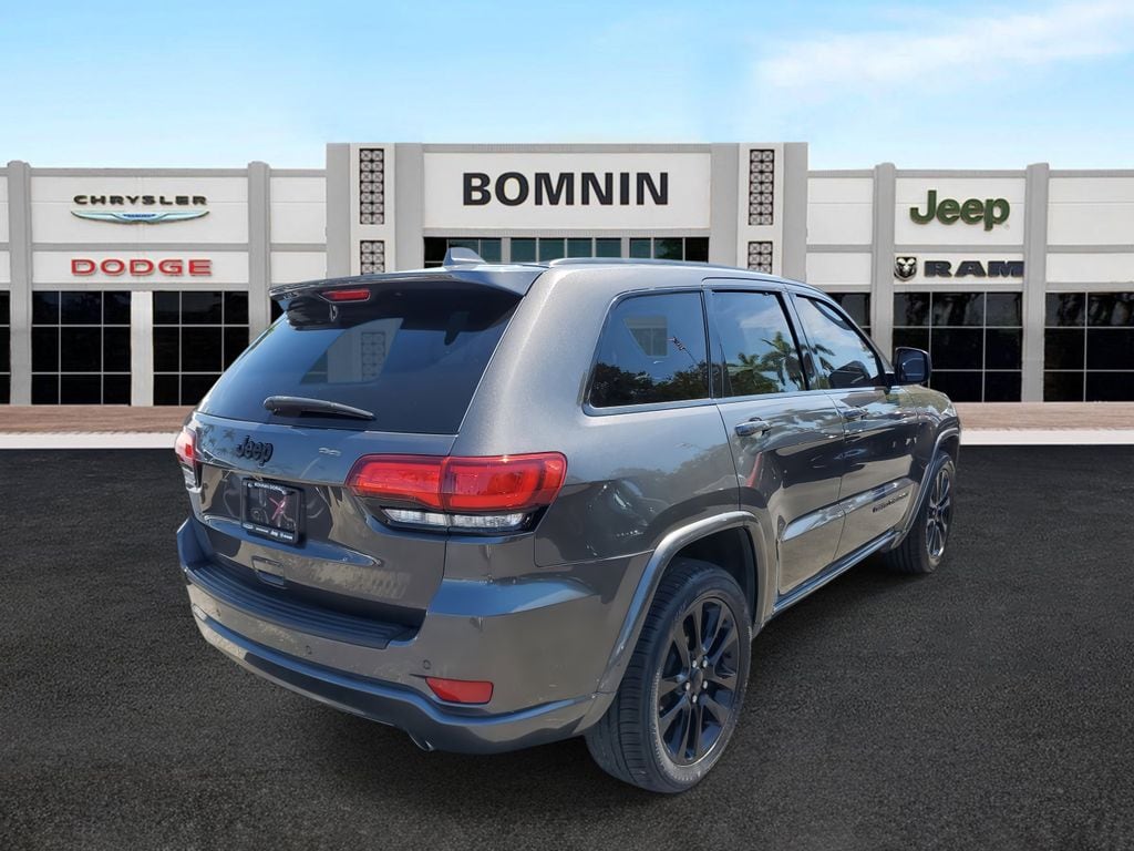 Used 2019 Jeep Grand Cherokee Altitude SUV