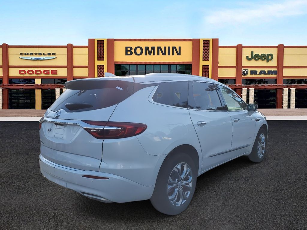 2021 Buick Enclave Avenir photo 3
