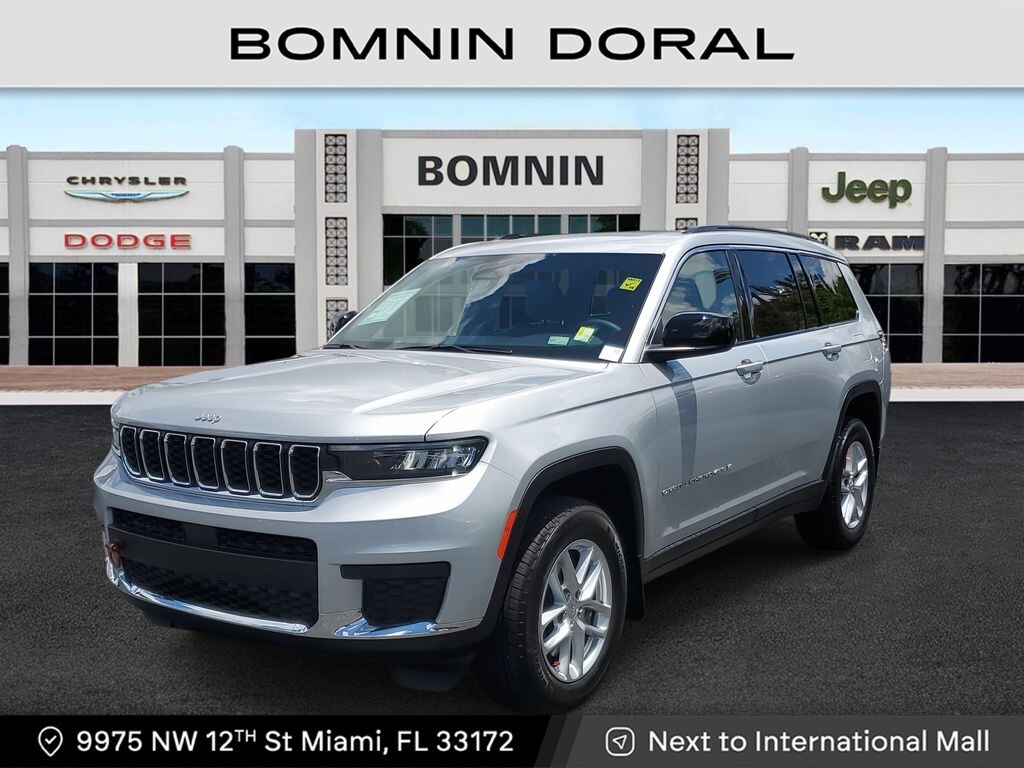 Used 2024 Jeep Grand Cherokee L Laredo SUV