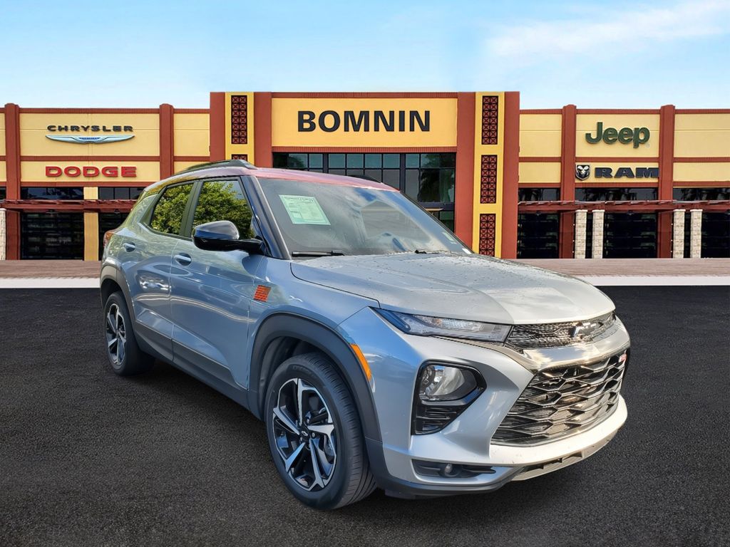 2023 Chevrolet Trailblazer RS photo 2