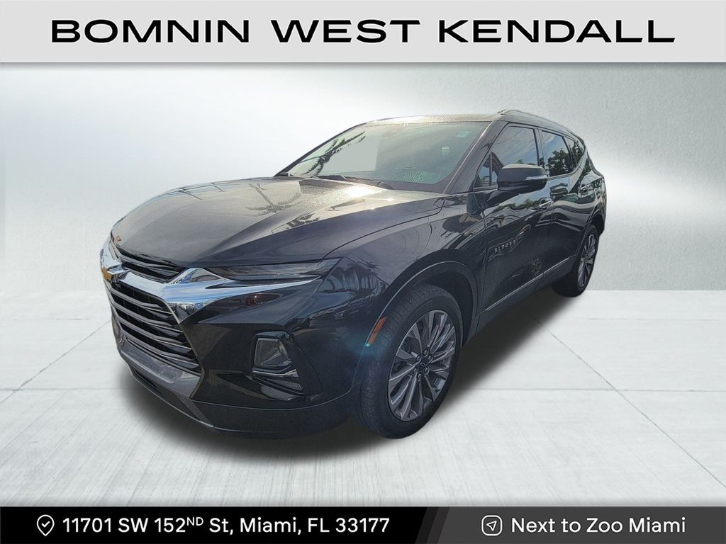 2022 Chevrolet Blazer Premier photo 2