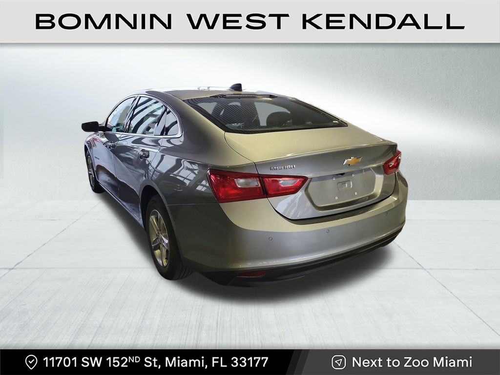 2024 Chevrolet Malibu LS photo 3