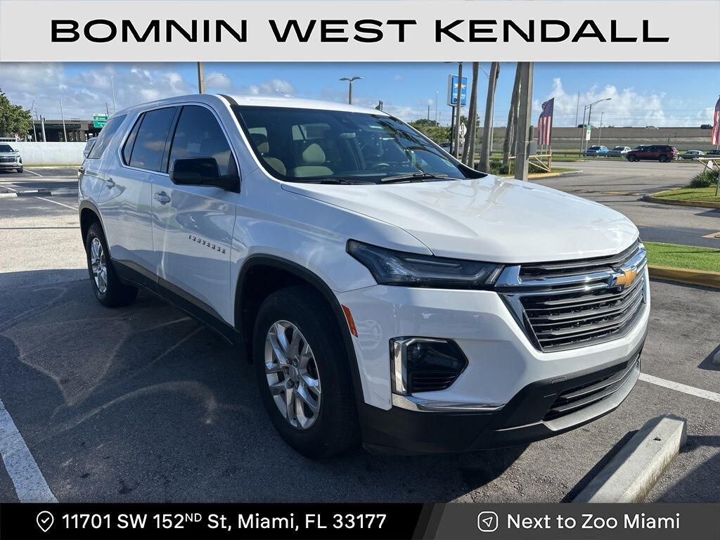 Used 2023 Chevrolet Traverse LS SUV