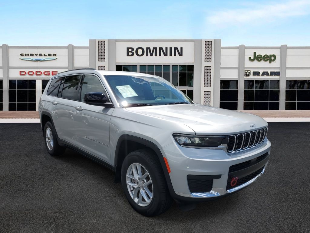 Used 2024 Jeep Grand Cherokee L Laredo SUV