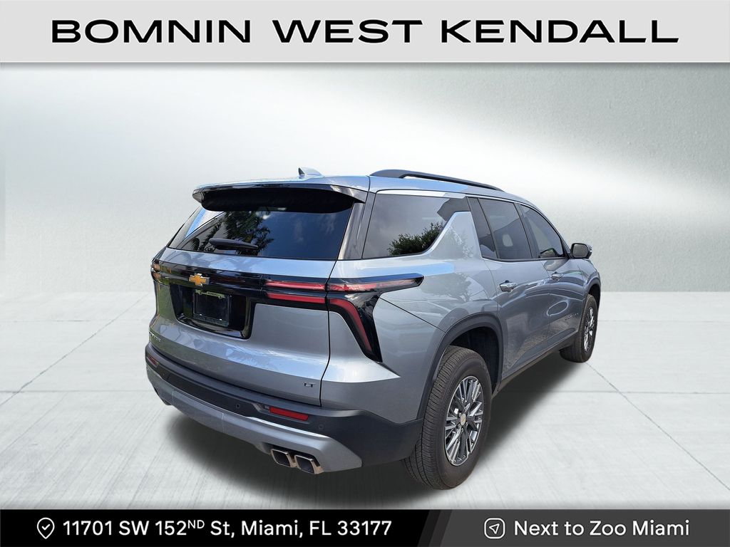 2024 Chevrolet Traverse photo 4