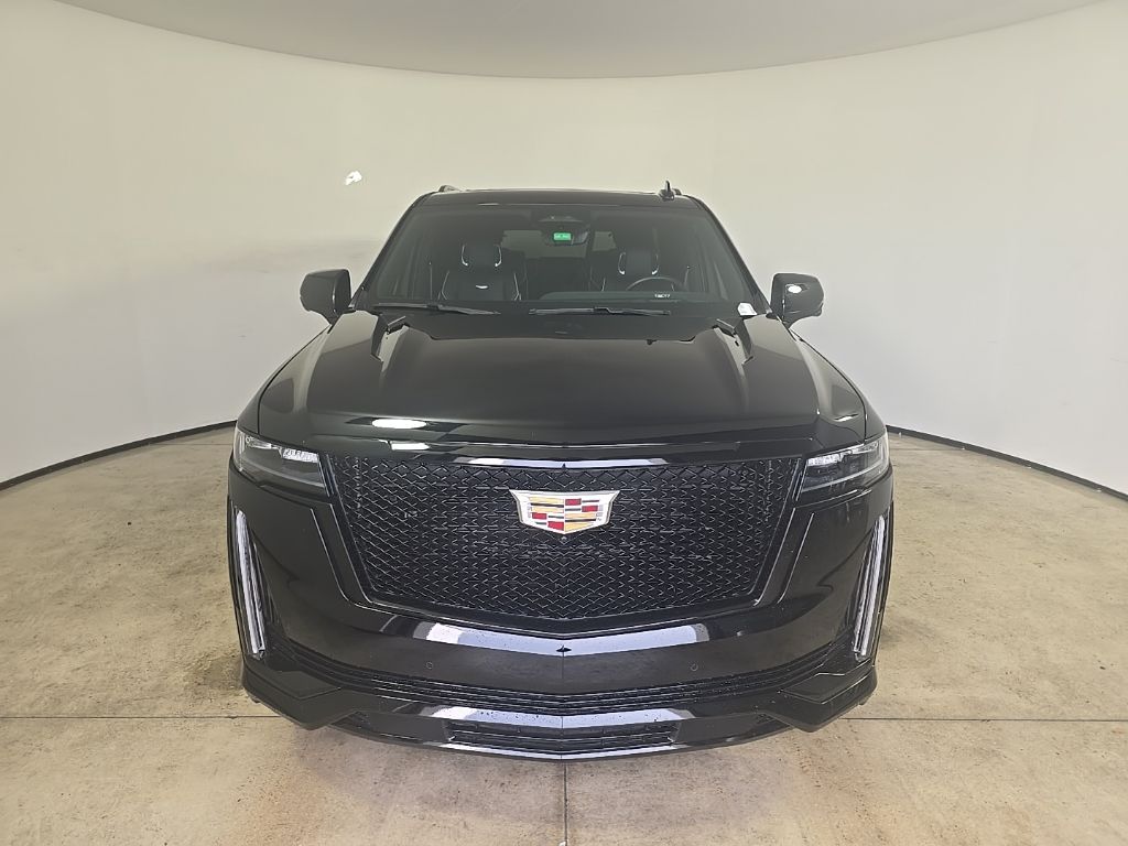 2024 Cadillac Escalade Sport photo 3