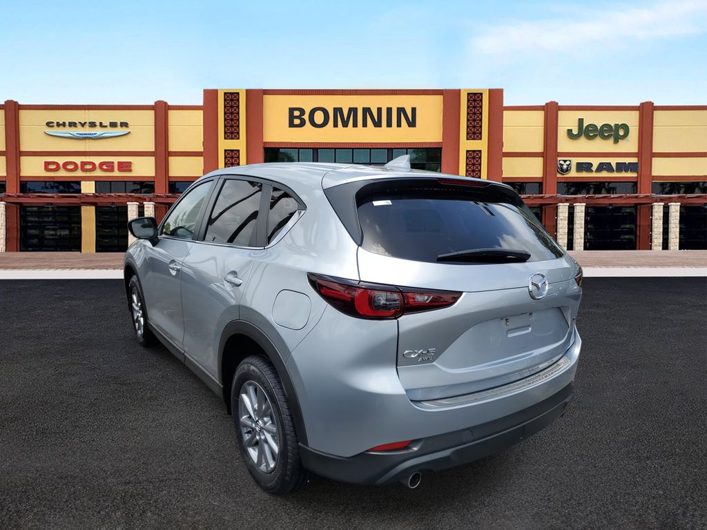 2023 Mazda CX-5 2.5 S Preferred photo 4