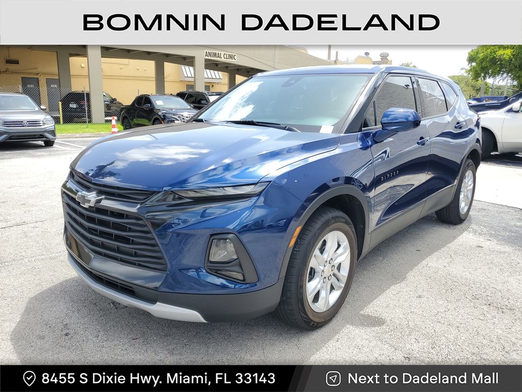 2022 Chevrolet Blazer 2LT photo 2