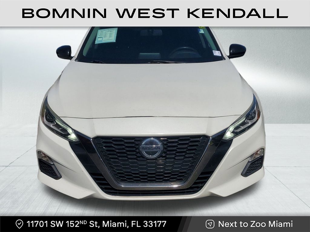 2019 Nissan Altima 2.5 SR photo 2