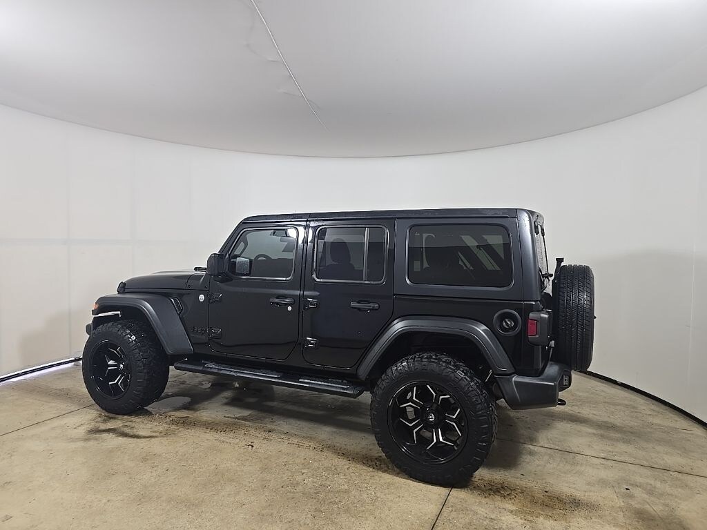 Used 2019 Jeep Wrangler Unlimited Sport Altitude SUV