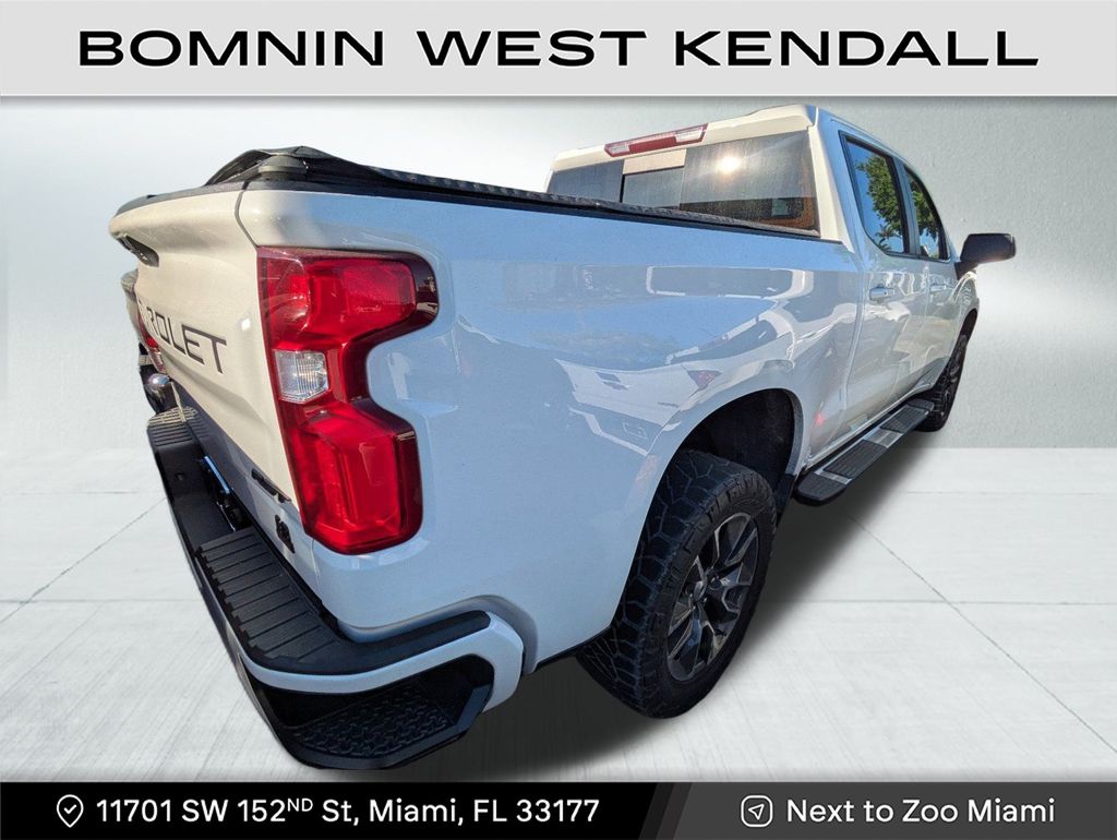 2019 Chevrolet Silverado 1500 RST photo 2