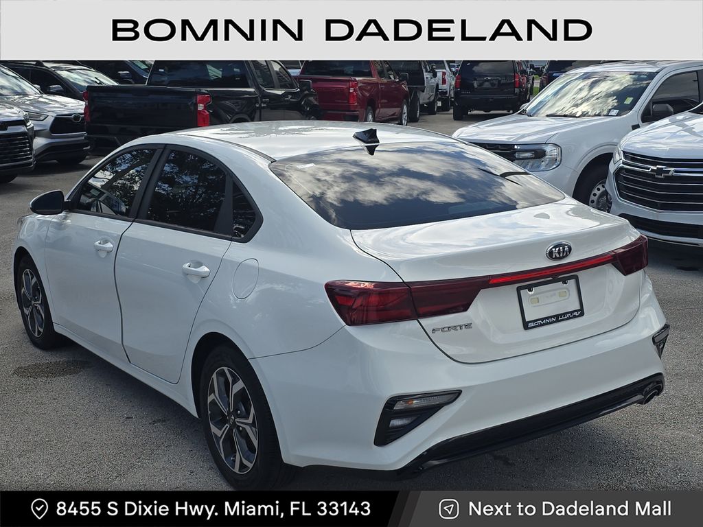 2020 Kia Forte LXS photo 3