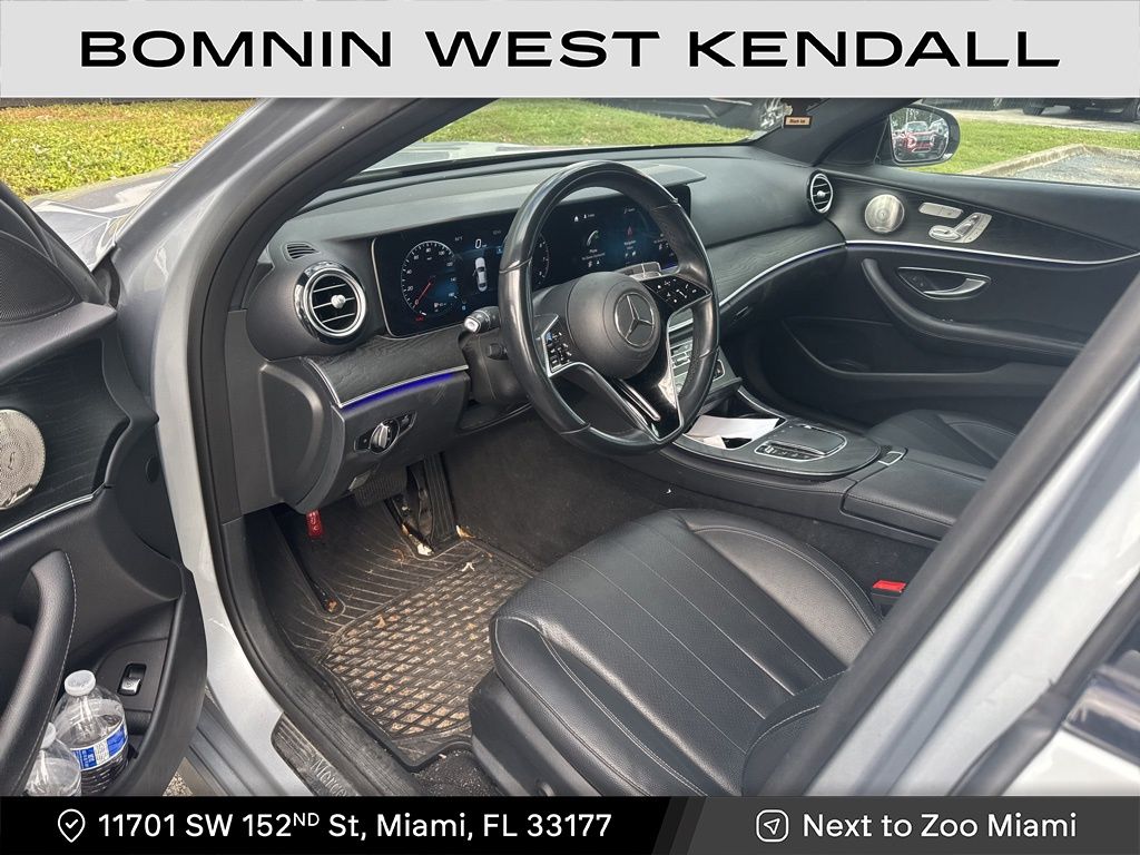 2022 Mercedes Benz E 350 photo 3