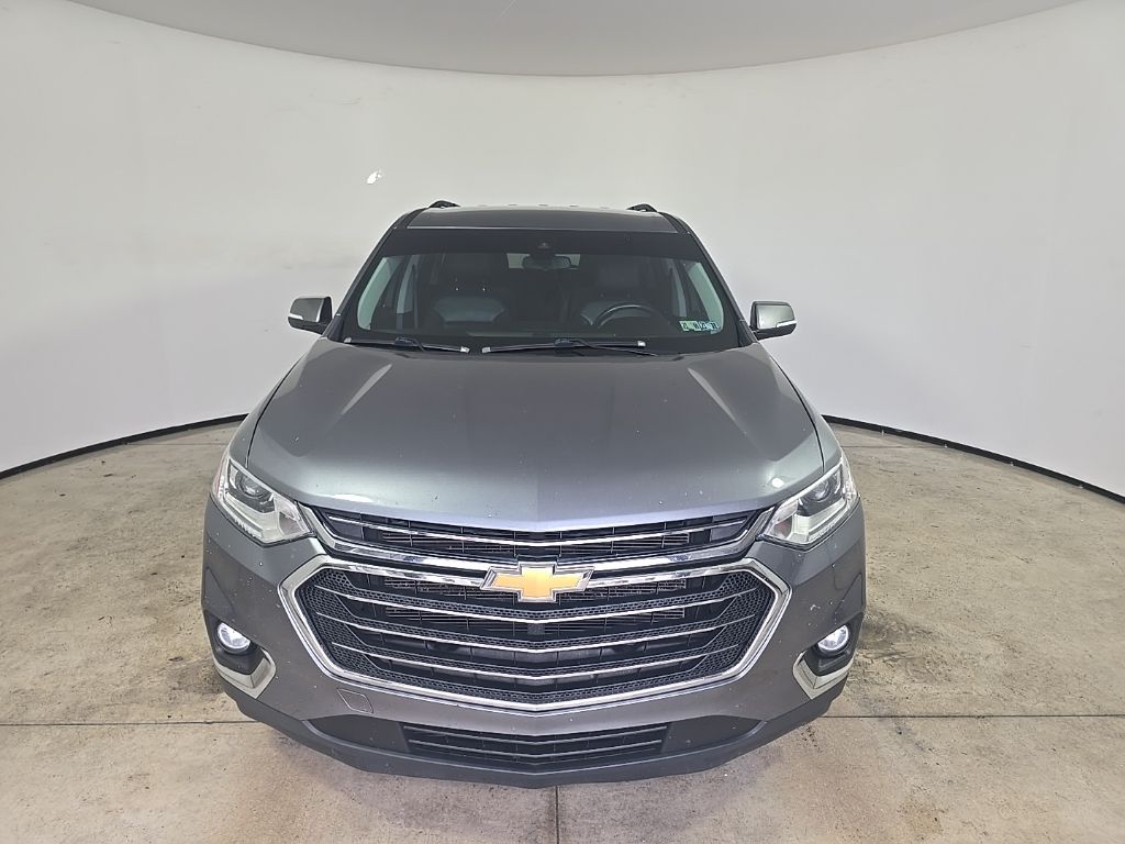 2021 Chevrolet Traverse Leather photo 3