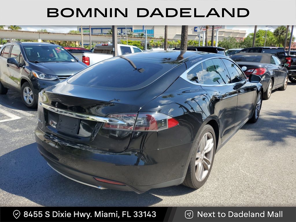 2014 Tesla Model S 60 photo 4