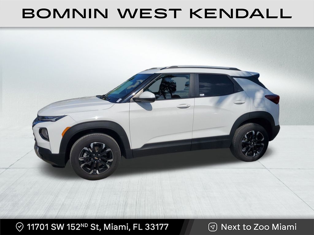 2023 Chevrolet Trailblazer LT photo 3