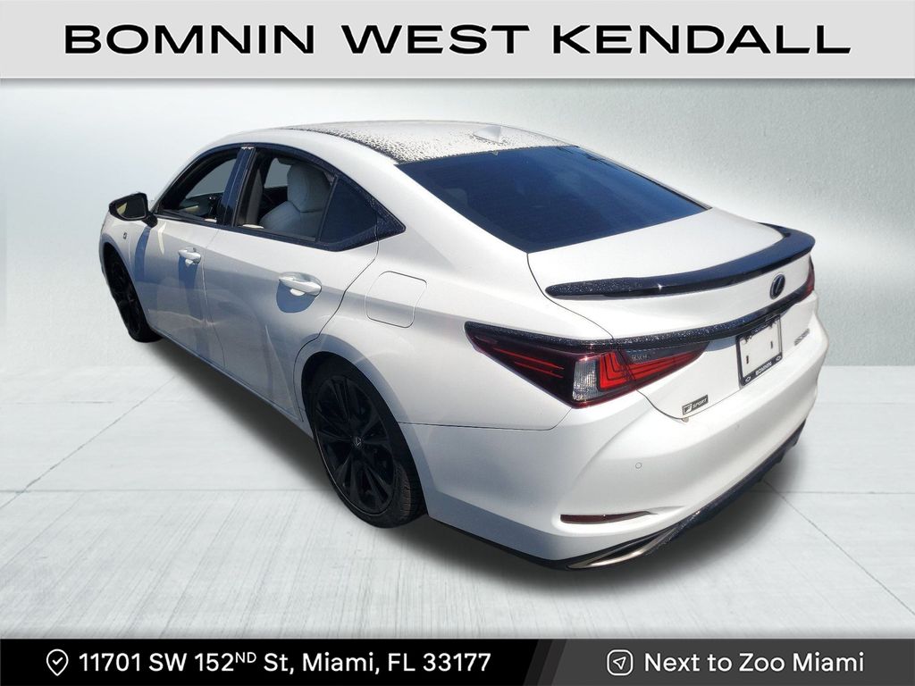 2021 Lexus ES 350 F SPORT photo 3
