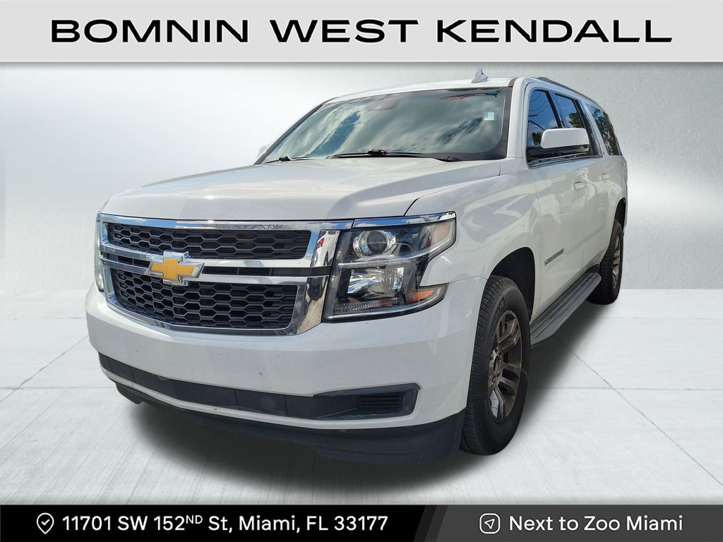 2020 Chevrolet Suburban LT photo 2